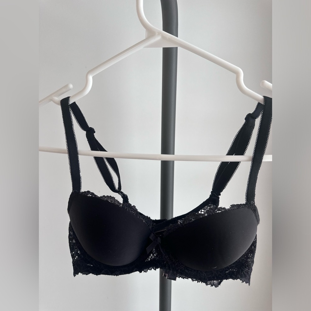 Victoria's Secret Dream Angels Black Bra | 32B | Punk | Lace | Whimsical Goth - Picture 2 of 12